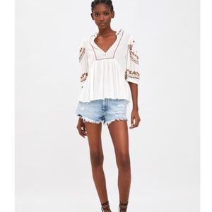 🌟ZARA Trafaluc Embroidered Top🌟